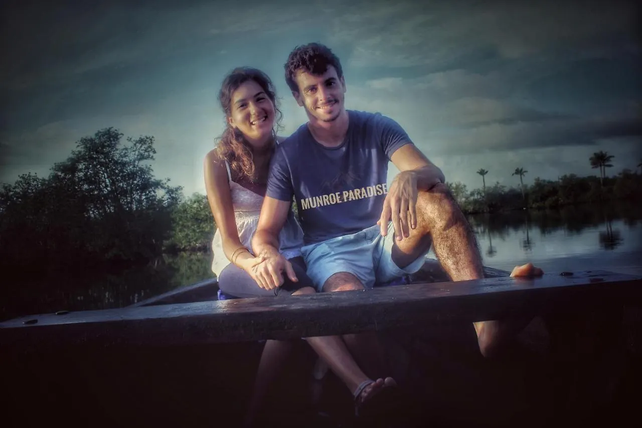Homestay Munroe Paradise