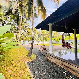 Homestay Riverrootsstays, Mundrothuruth